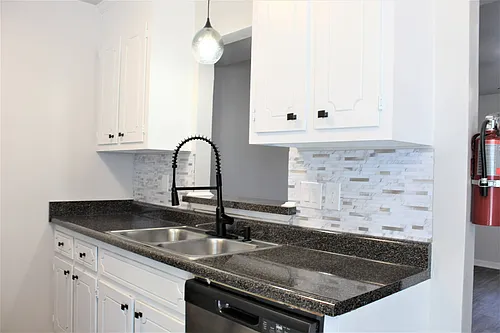 Canterbury Townhomes Photo 1