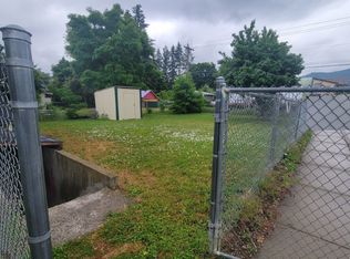 302 E 4th Ave #B, Post Falls, ID 83854