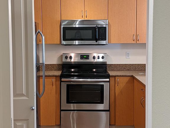Apartment 511