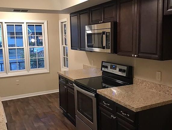 4th image of 624 W Wild Pine Cir