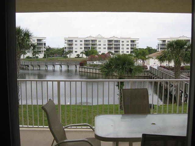 1st image of 8891 Lake Dr APT 206