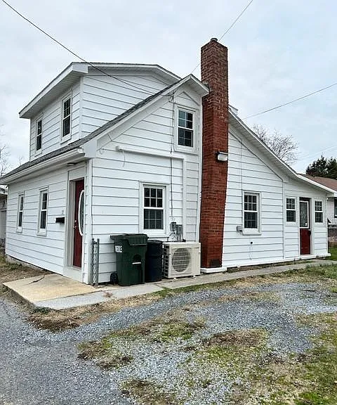 512 S Laurel St — Photo 4