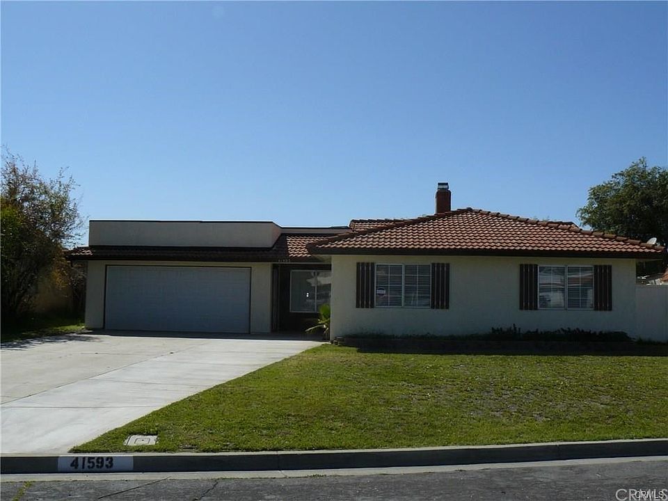 1st image of 41593 Royal Palm Dr
