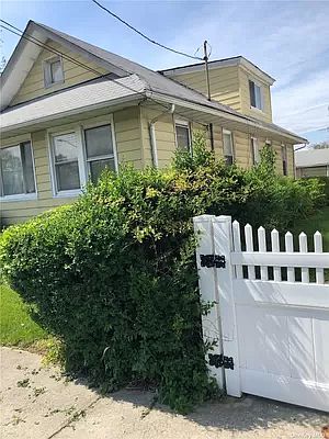 2nd image of 165-13 120th Ave