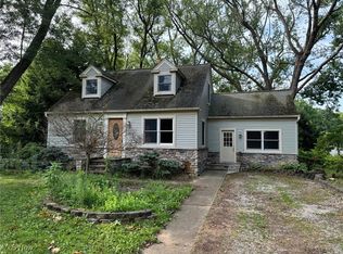 6958 Chapel Rd, Madison, OH 44057