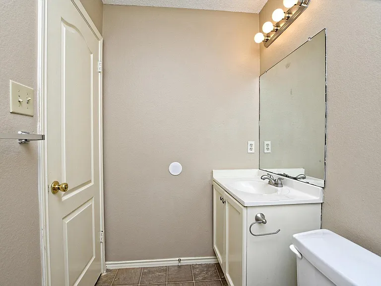 15009 Big Falls Dr — Photo 18