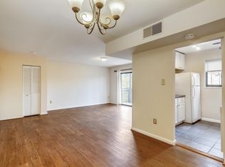 7611 Maple Ave APT 602, Takoma Park, MD 20912