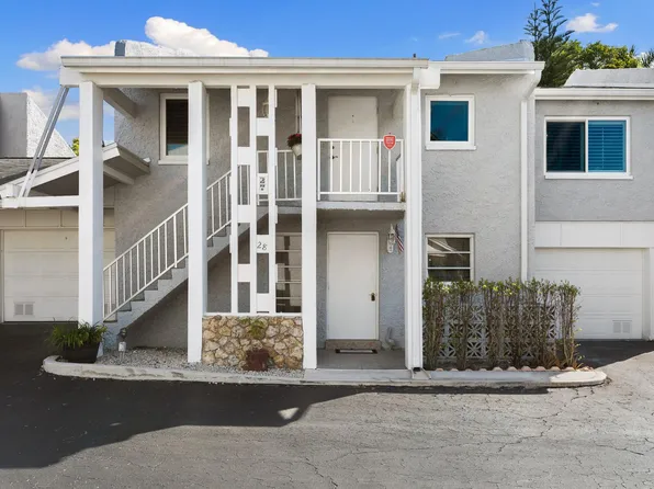 27 Watercolor Way, Naples, FL 34113