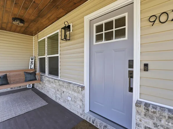 902 Circle Dr, Havana, FL 32333