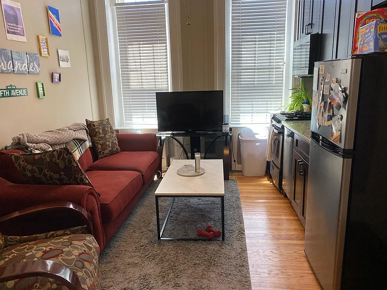 1243 E Susquehanna Ave #1F — Photo 1