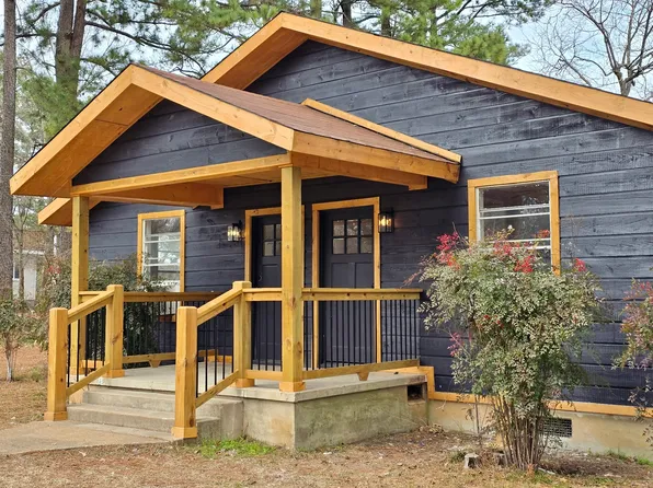 705 SE Adams St, Idabel, OK 74745