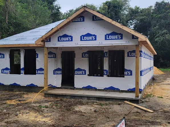 10 Woodlawn Ave, Sumter, SC 29150