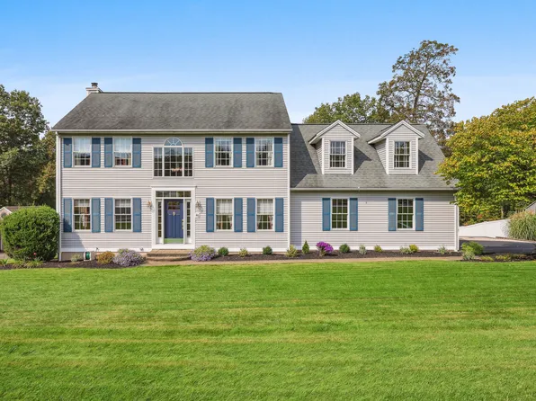 45 Jeanette Court, Southington, CT 06479