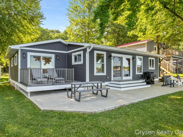 63530 Zabel Shores Rd, Sturgis, MI 49091