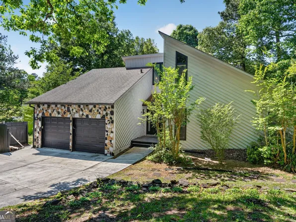 2624 New Haven Dr, Jonesboro, GA 30236