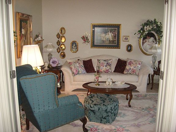 Formal Room