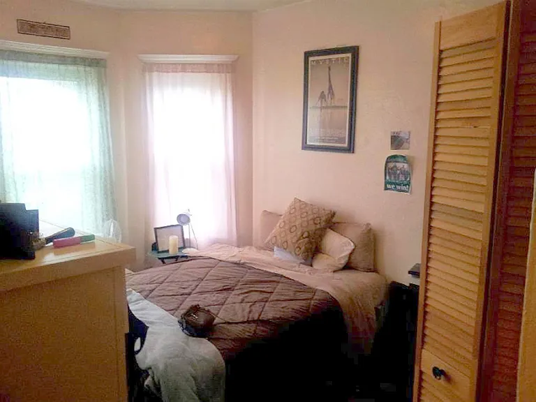 1 Mossland St #2 — Photo 9