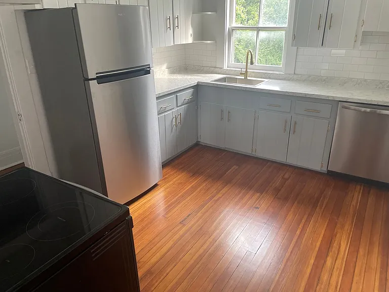 1808 Rivermont Ave — Photo 8