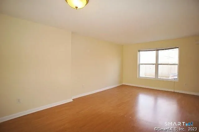 1 bed, 1.0 bath, 725 sqft, $1,795 — Photo 2