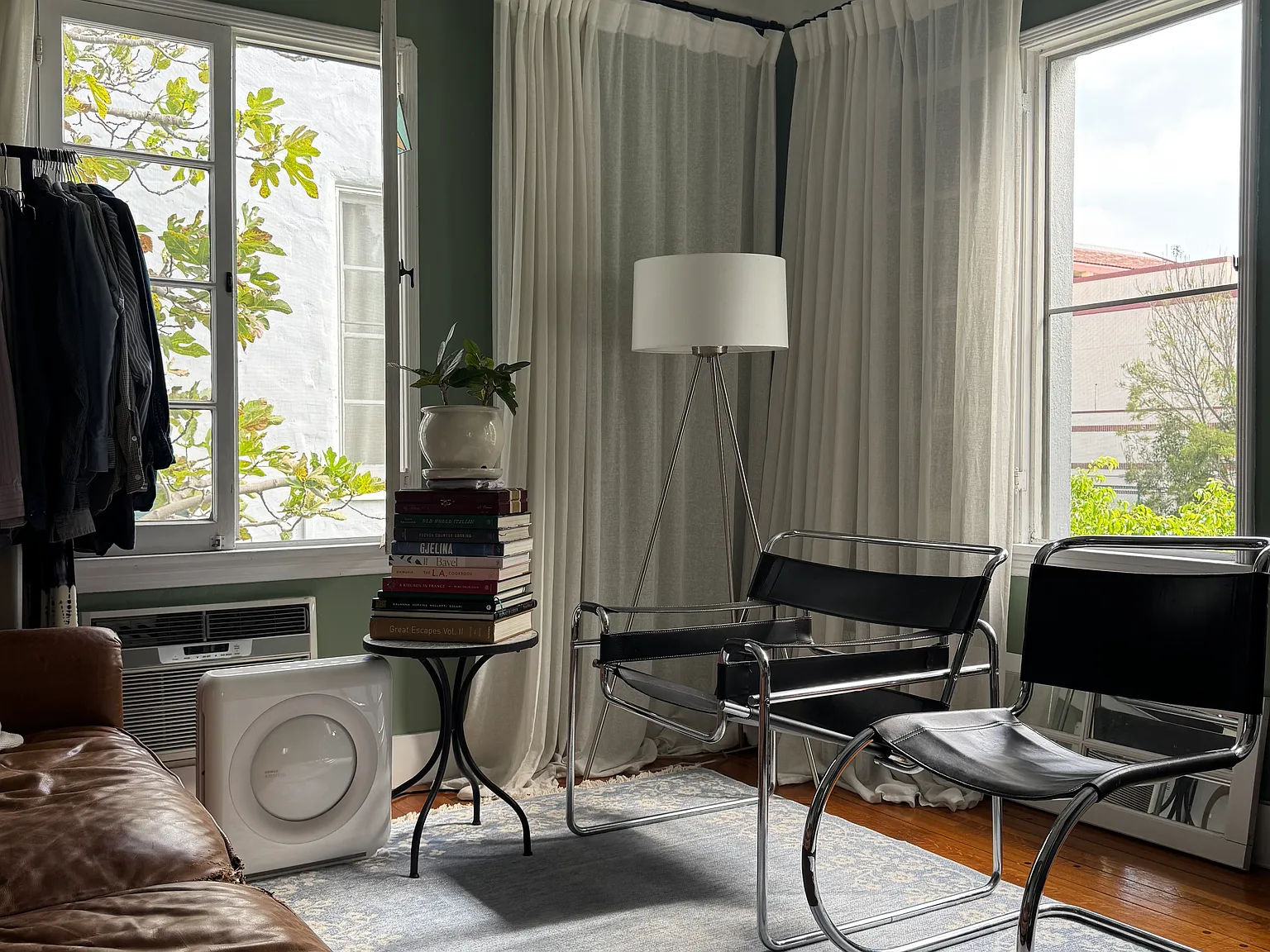 2 bed, 1000 sqft, $3,200 — Photo 3
