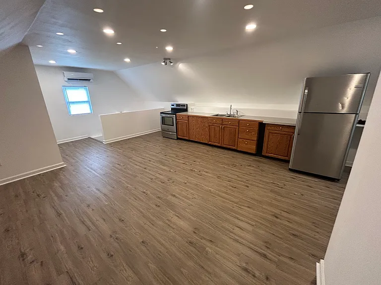 1456 Southern Blvd #GARAGE — Photo 12