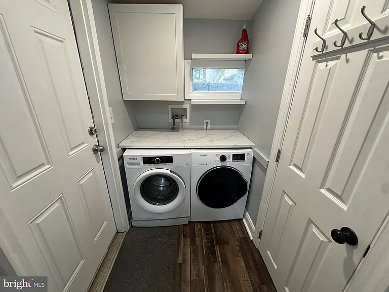 2512 Nicholas St — Photo 8