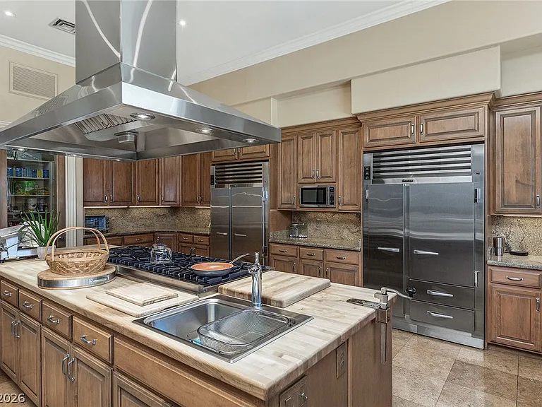 1520 Macdonald Ranch Dr — Photo 35