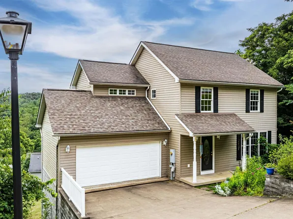407 December Ln, Morgantown, WV 26508