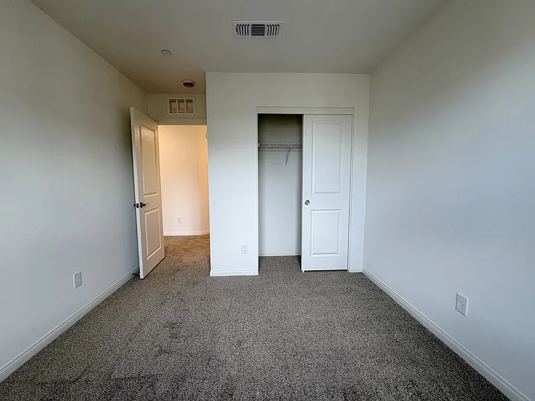 5824 Wisteria Walk St — Photo 48