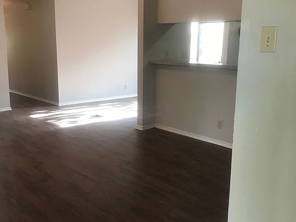 3rd image of 9925-9927 Ardash Ln #Ard925