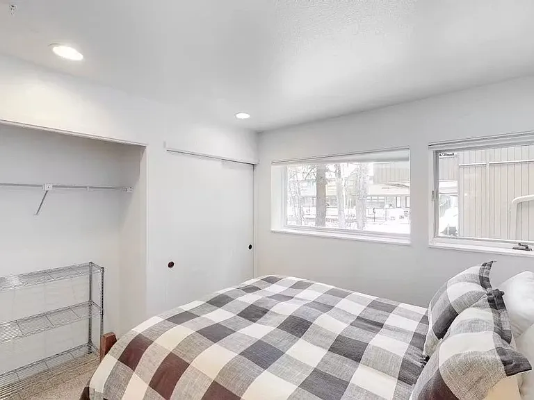4031 Big Horn Rd #9-B — Photo 13