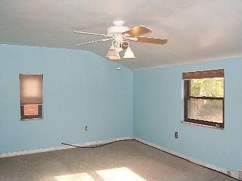 5th image of 604 Lamarido St