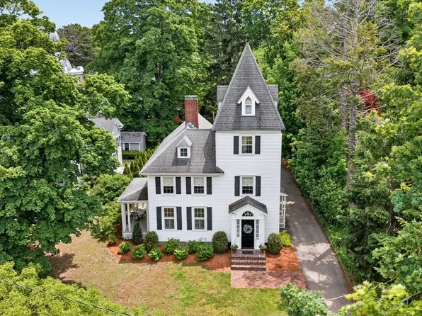 642 Worcester St, Wellesley, MA 02482