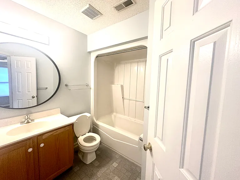 First floor suite bathroom