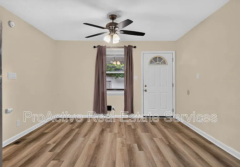 100 Hodges Manor Rd — Photo 8