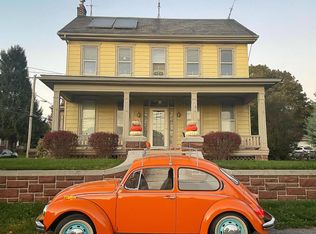564 W Maple Grove Rd, Denver, PA