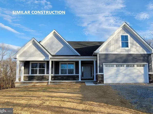 336 Karen Ln, Shenandoah Junction, WV 25442