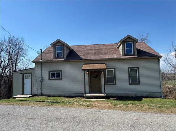 84 Beagle Club Rd, Washington, PA 15301