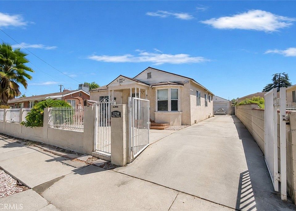 1st image of 11216 Erwin St