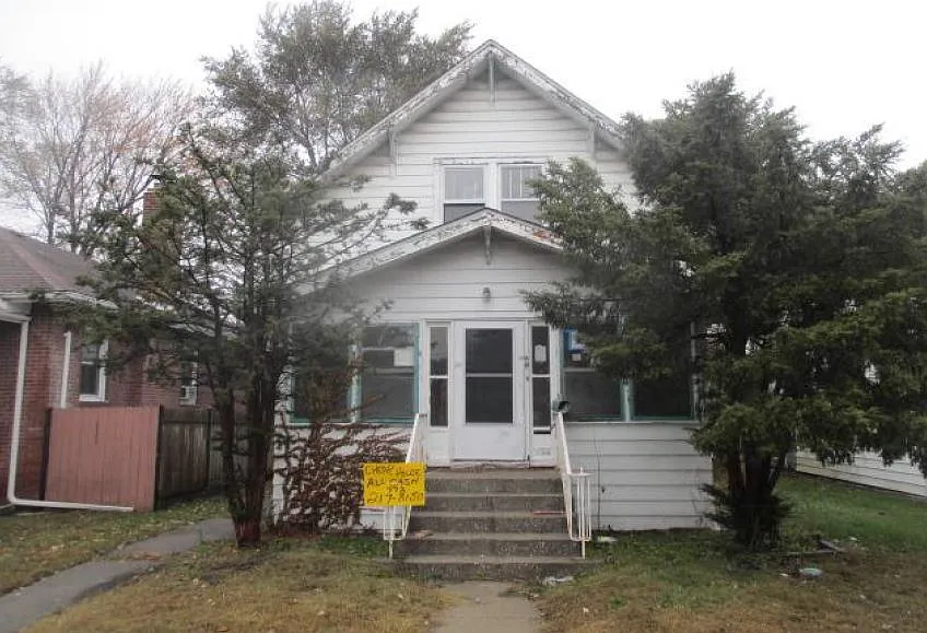 228 157th St photo 1
