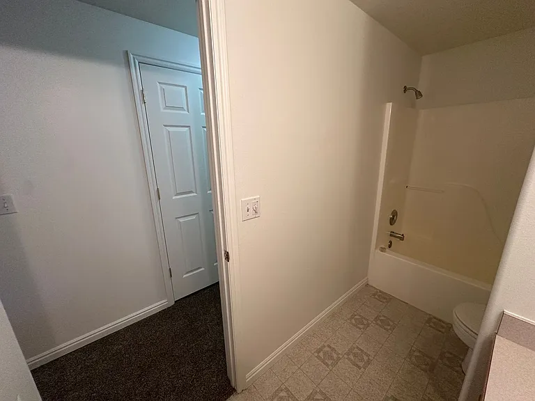 2511 Goodnight Dr — Photo 75