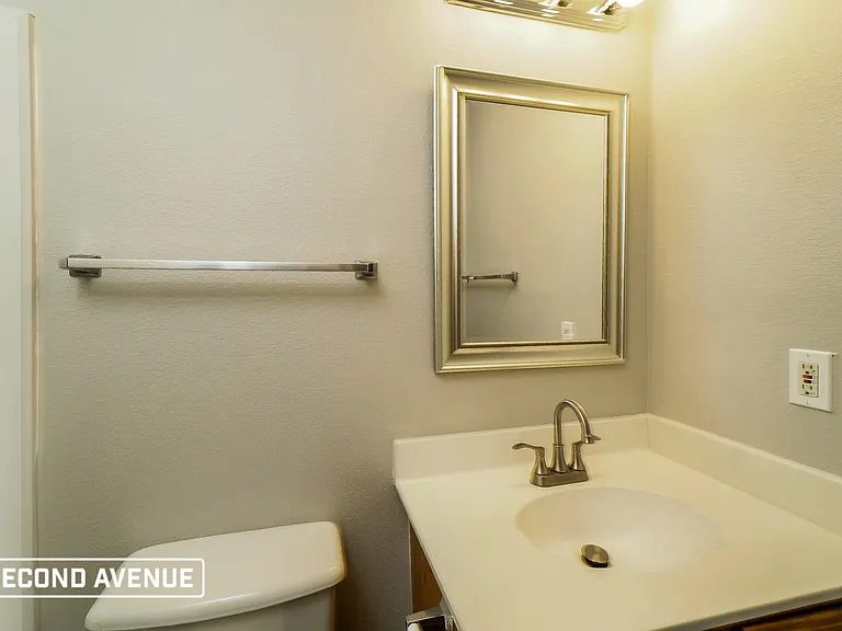 9410 Fulwood Trl — Photo 10