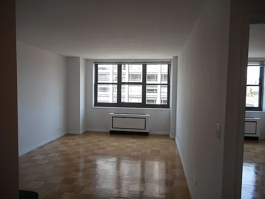 Rented by Carlyle Property Management | media 3