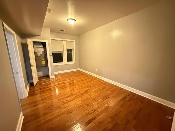 4th image of 163 Bergen Ave #33E