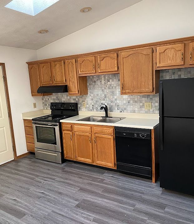1st image of 1480 Wayne St #1