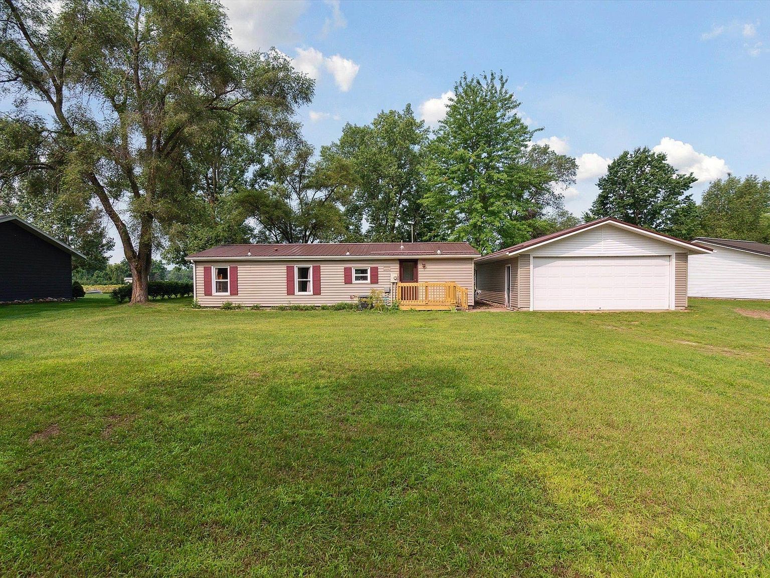 3835 N Woodruff Rd, Weidman, MI 48893 Zillow