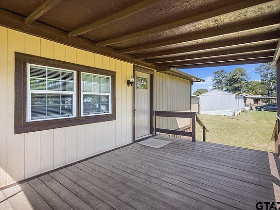 4th image of 2375 Clinton Dr