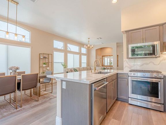4th image of 11944 Cypress Canyon Rd Unit 3