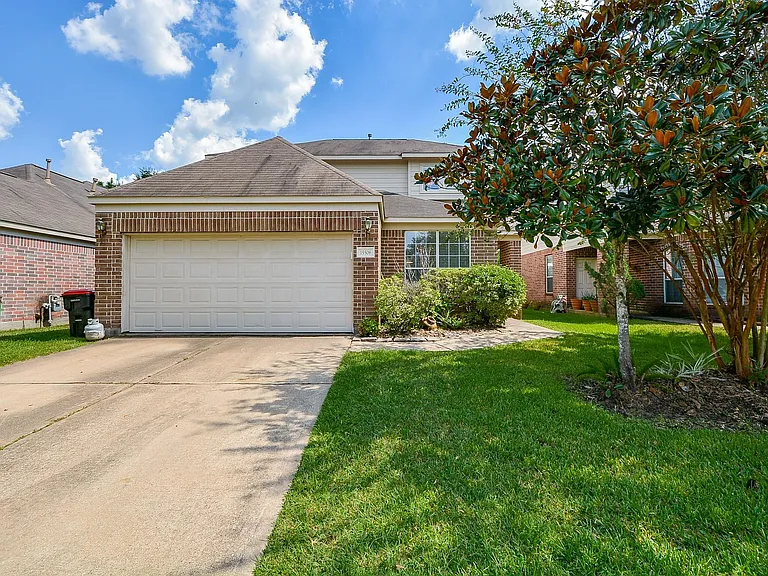 15506 Hickory Dale St — Photo 2