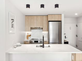 3705 30th St #232, Long Island City, NY 11101